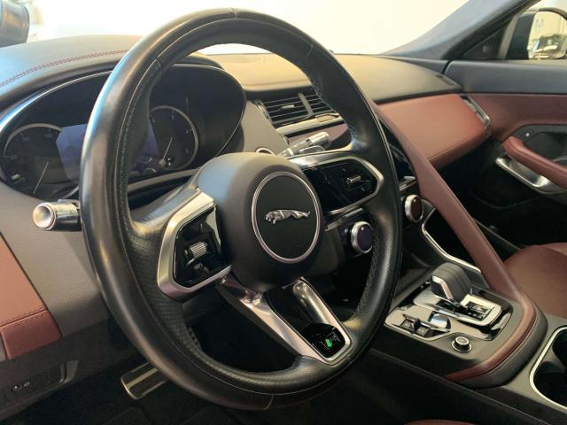 Jaguar E-Pace E-Pace 2.0d i4 mhev R-Dynamic Black awd 163cv auto