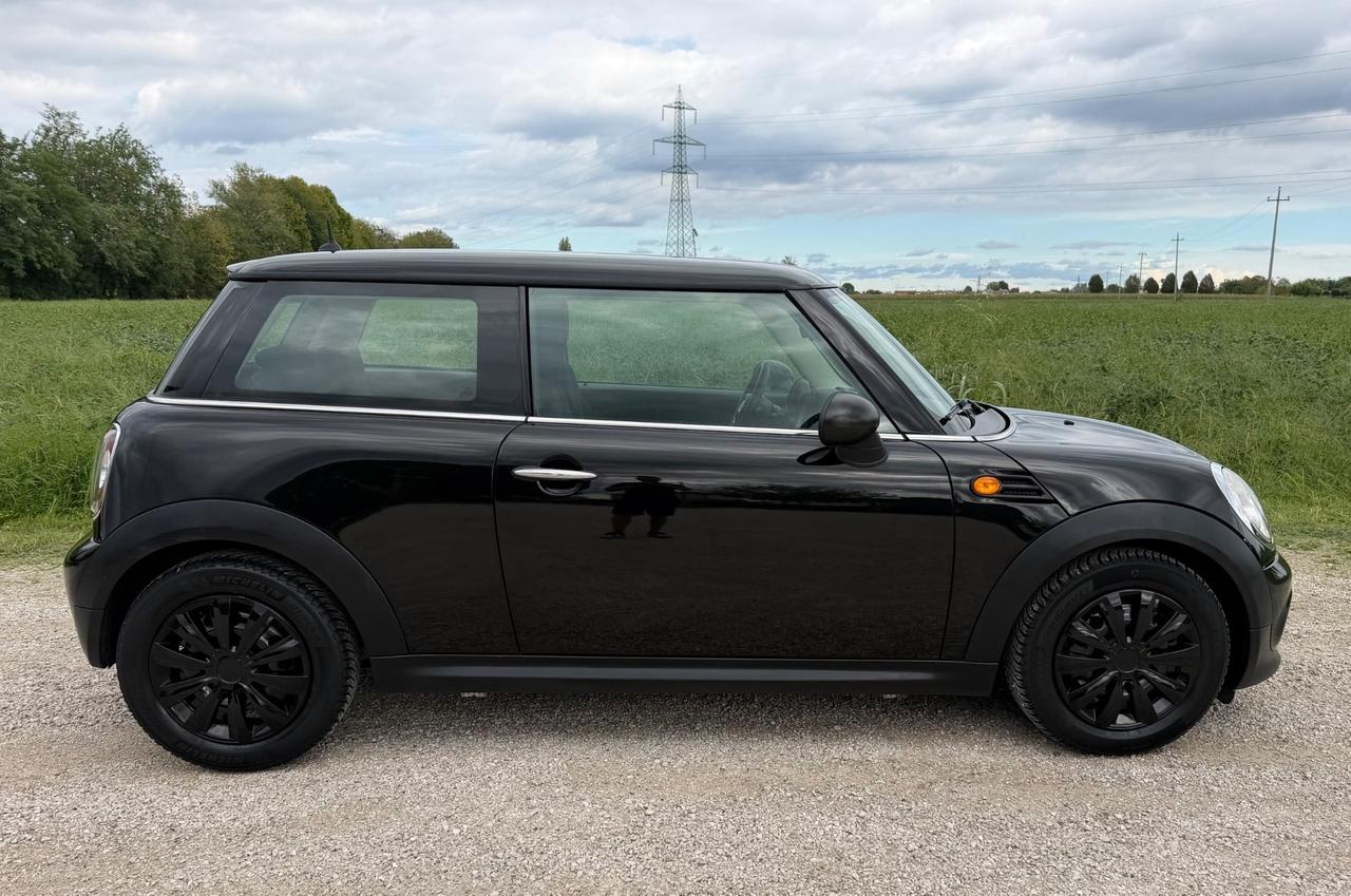 MINI COOPER ONE 1.6 BENZINA NEOPATENTATi R56