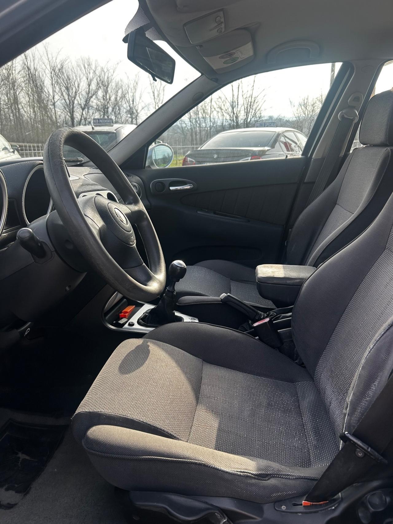 Alfa Romeo 156 1.9 JTD cat Distinctive