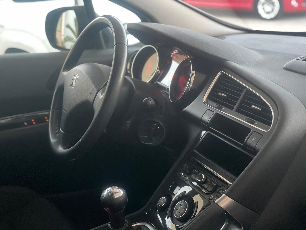 Peugeot 3008 1.6 VTi 120CV Active 60.000KM!!