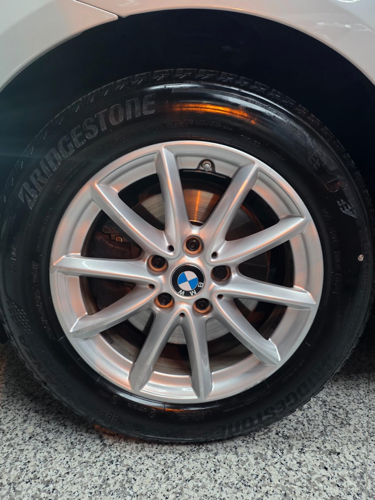 Bmw 2er Active Tourer 216d Business