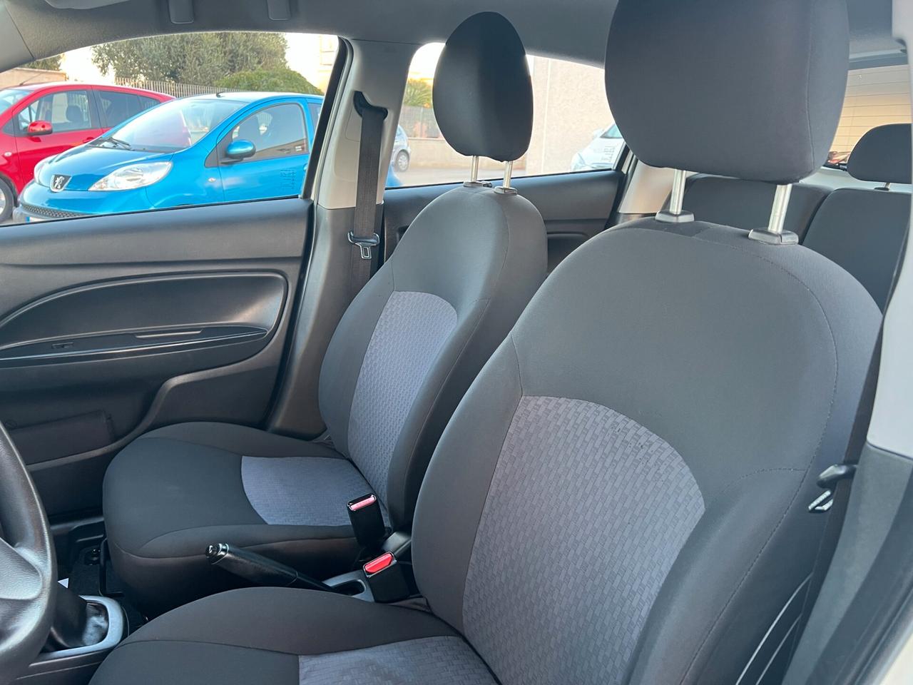 Mitsubishi Space Star 1.0 Invite 1PROPRIETARIO