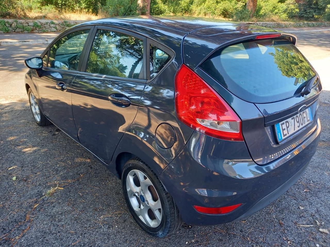 Ford Fiesta 1.4 93cv GPL Rinnovato Garanzia 12m