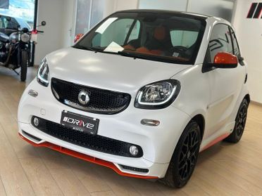 smart fortwo fortwo 90 0.9 Turbo twinamic Urbanrunner Passion