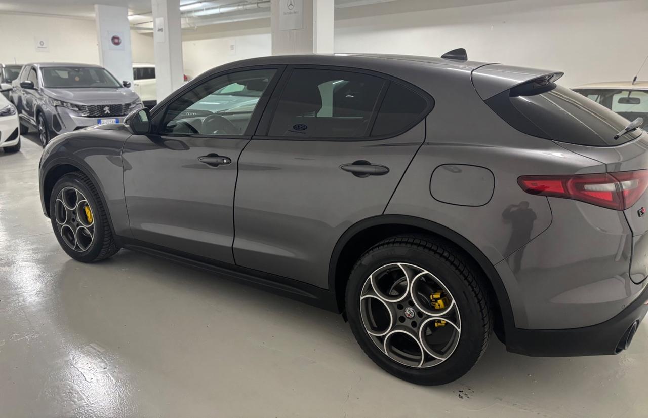 Alfa Romeo Stelvio 2.2 Turbodiesel 210 CV AT8 Q4 Veloce