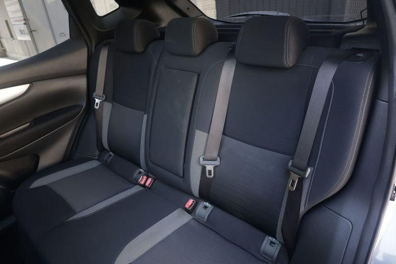 Nissan Qashqai Nissan Qashqai 1.6 dCi 130 2WD N-Connecta TETTO NAVI Unicoproprietario