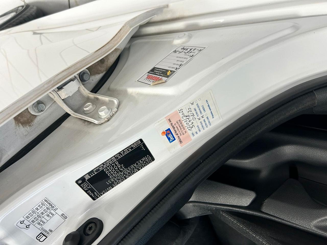 Toyota Yaris 1.0B Trend x neopatentati 2023