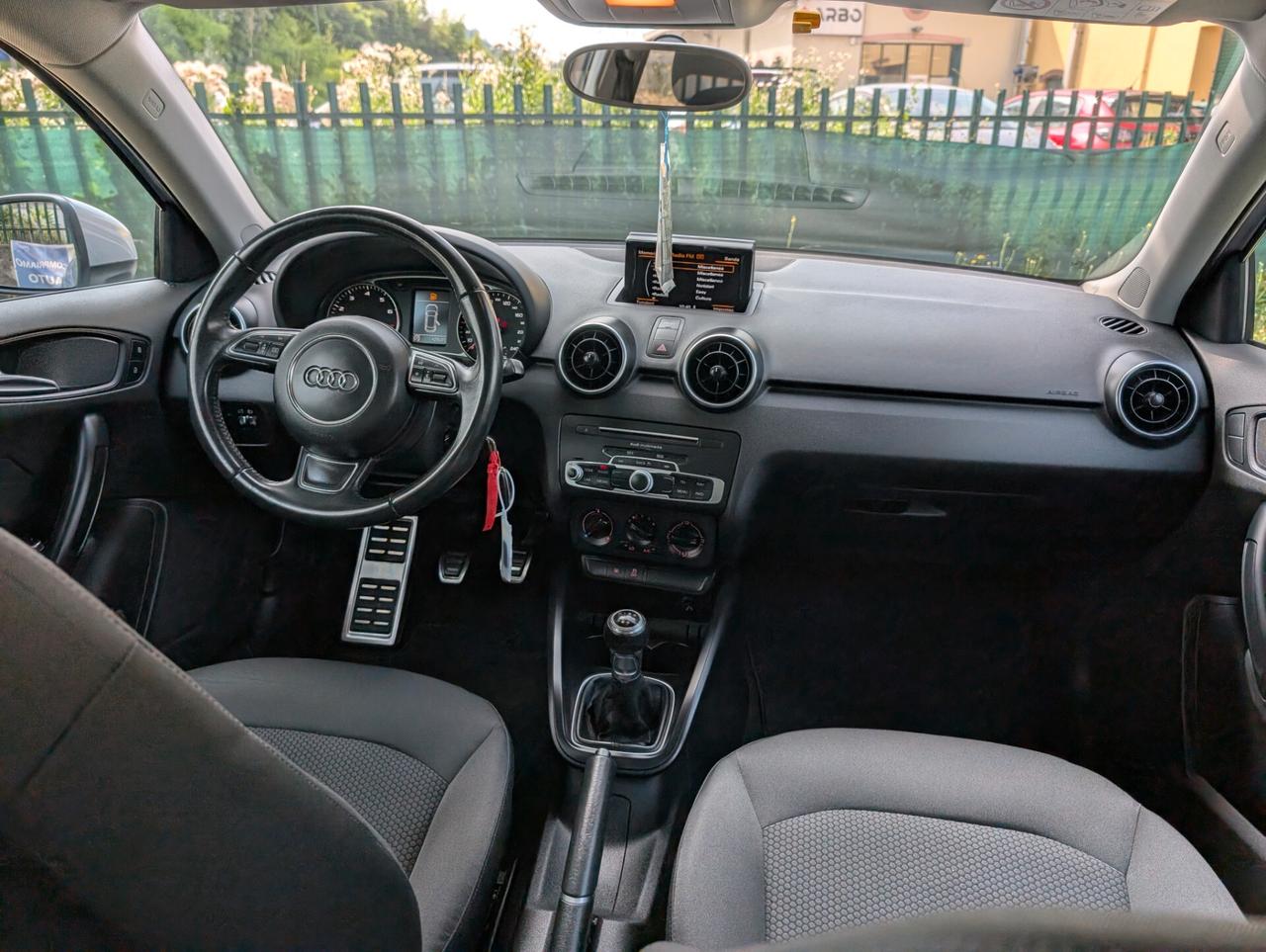 Audi A1 1.0 TFSI ultra Metal plus UNICO PROPRIETARIO OK NEOP.