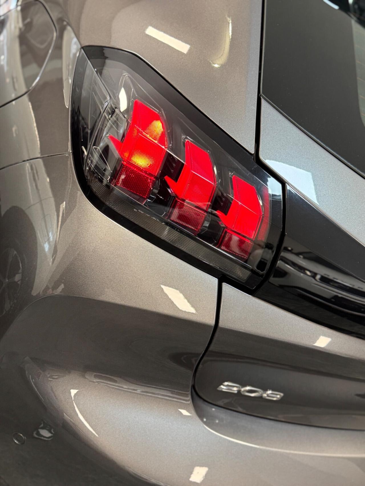 Peugeot 208 PureTech 75 Stop&Start 5 porte Allure