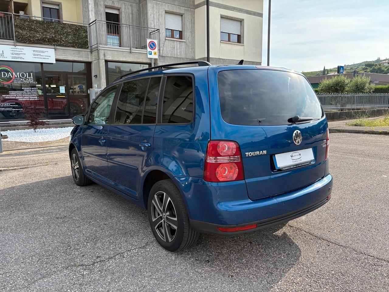 VOLKSWAGEN TOURAN 1.4 TSi HIGHLINE ECOFUEL 150 CV