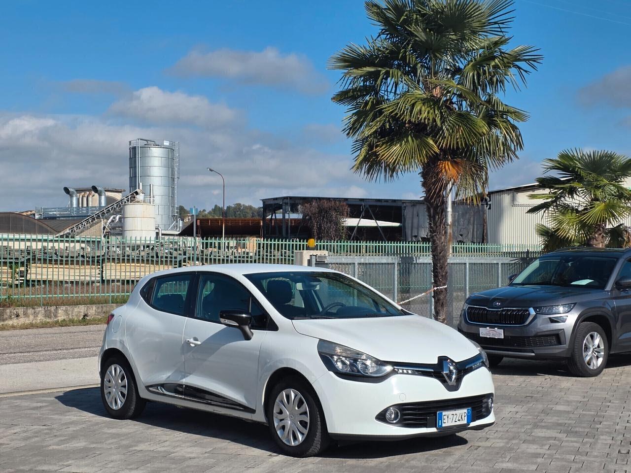 Renault Clio 1.5 dCi 8V 90CV FINANZIABILE