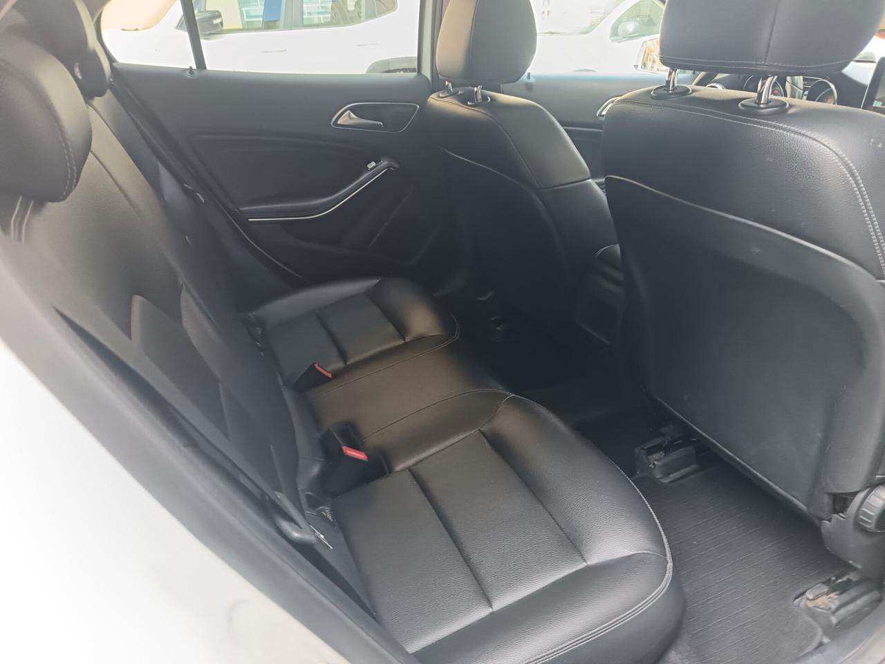 Mercedes GLA 200 D. Auto. Sport-Tetto-Full Opt