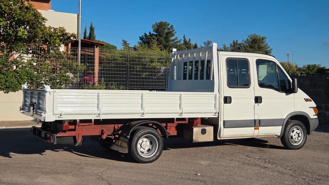 Iveco daily 35 C 13 doppia cab. 7 posti Ribaltabile trilat.