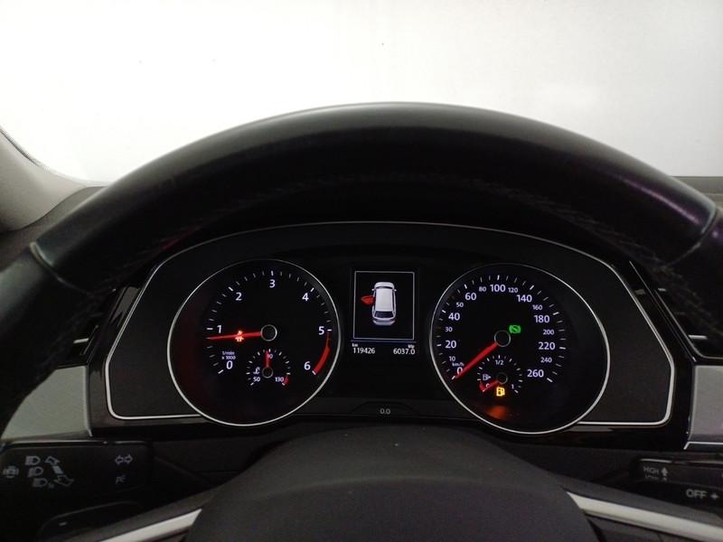 VOLKSWAGEN PASSAT VARIANT 2.0 TDI SCR EVO 110kW Business DSG