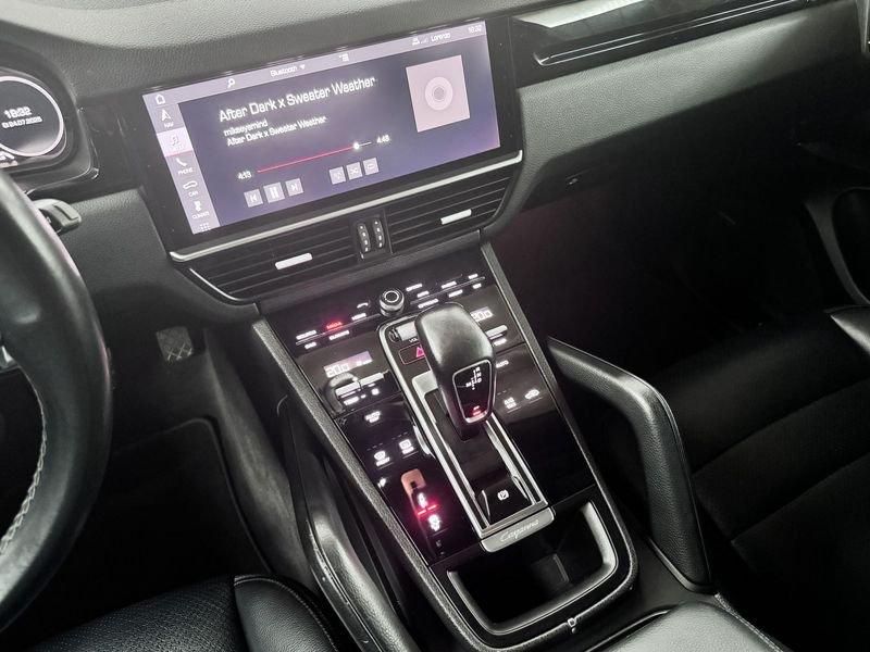 Porsche Cayenne 3.0 V6