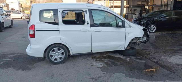 FORD Tourneo Courier 1.5 TDCI 5 POSTI INCIDENTATO