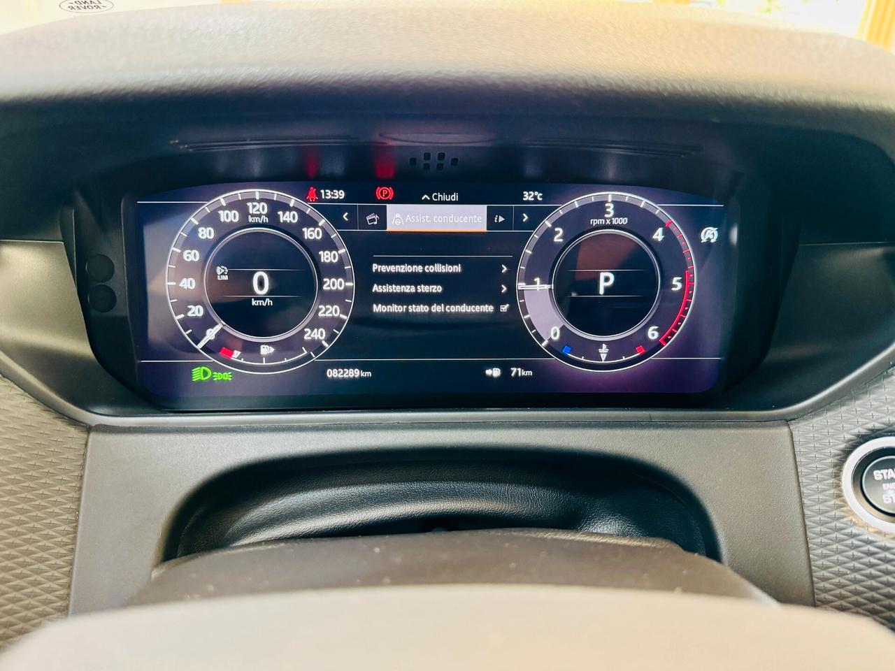 Range Rover Velar 2.0D 180 CV CarPlay - APPROVED