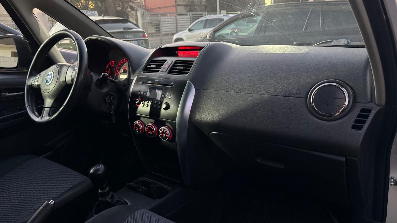 Fiat Sedici 1.9 MJT 4x4 Dynamic