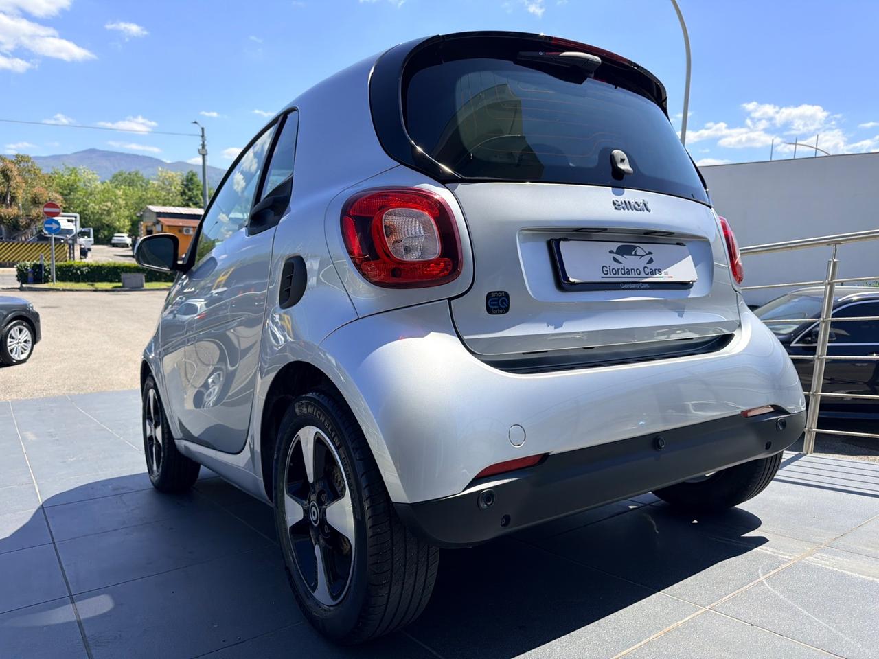 Smart ForTwo EQ Passion uff Mercedes in garanzia