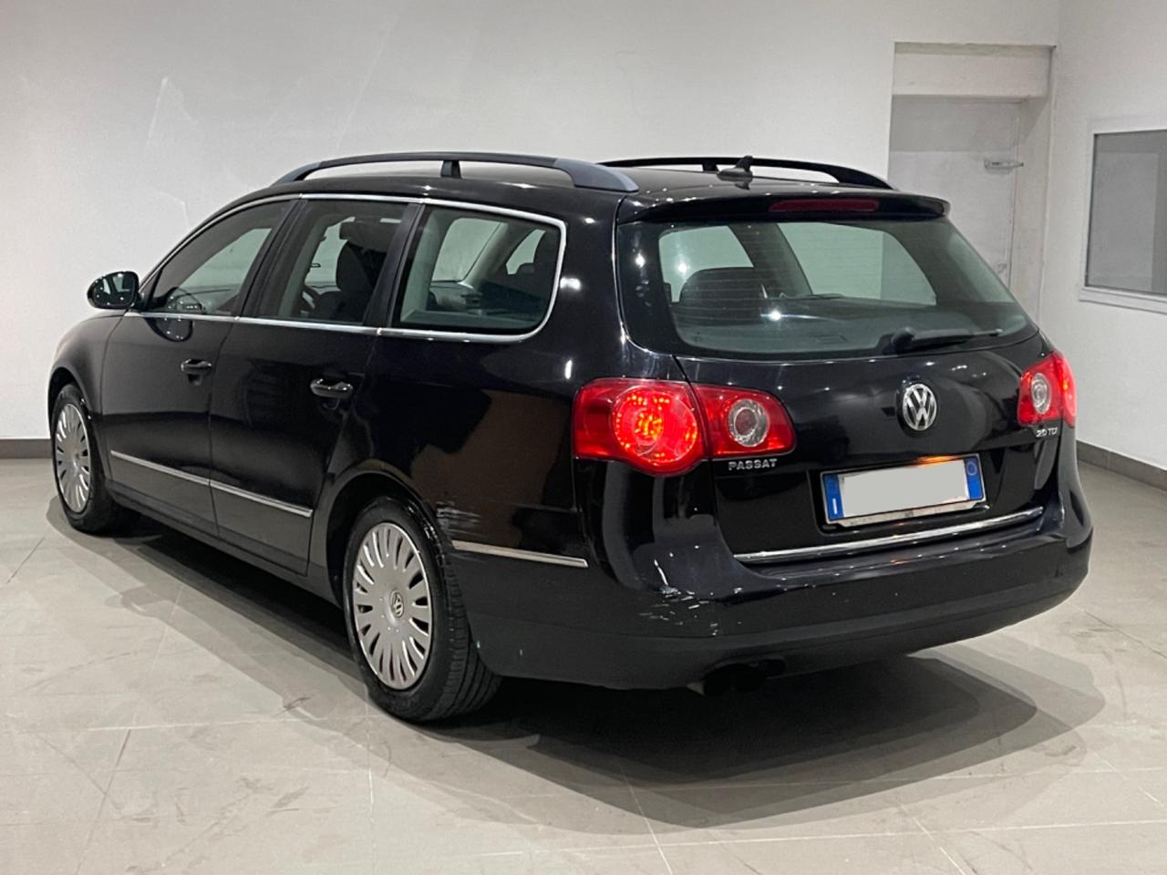 Volkswagen Passat 2.0TDI DSG Highline LEGGI BENE