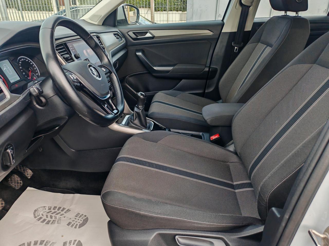 Volkswagen T-Roc 20TDI 115cv navig led 2022