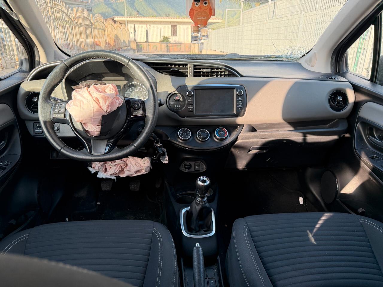 TOYOTA YARIS 2017 1.5 BENZINA 111 CV *MARCIANTE