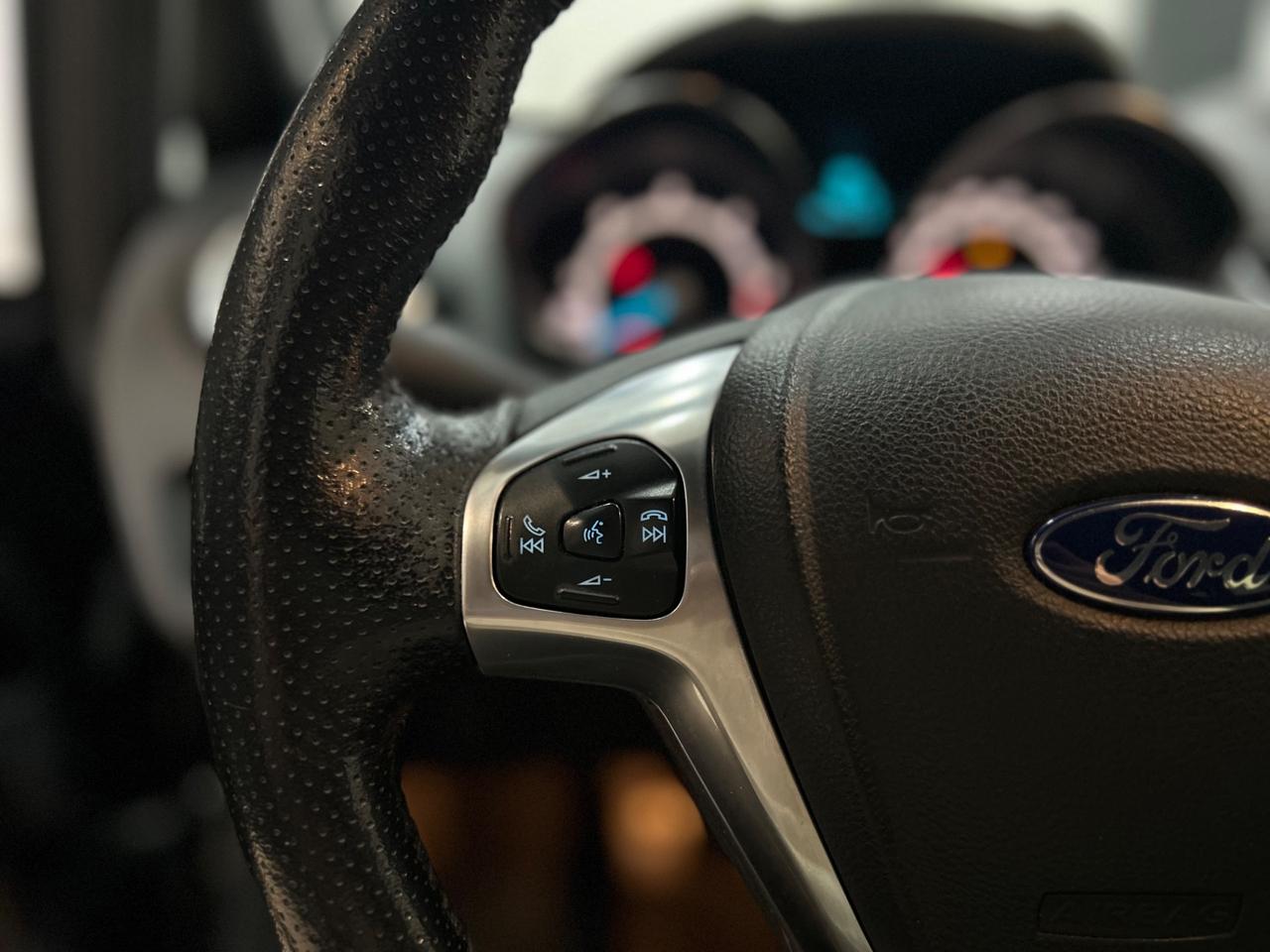 Ford Fiesta 1.5 TDCi 75CV 5 porte ST-Line