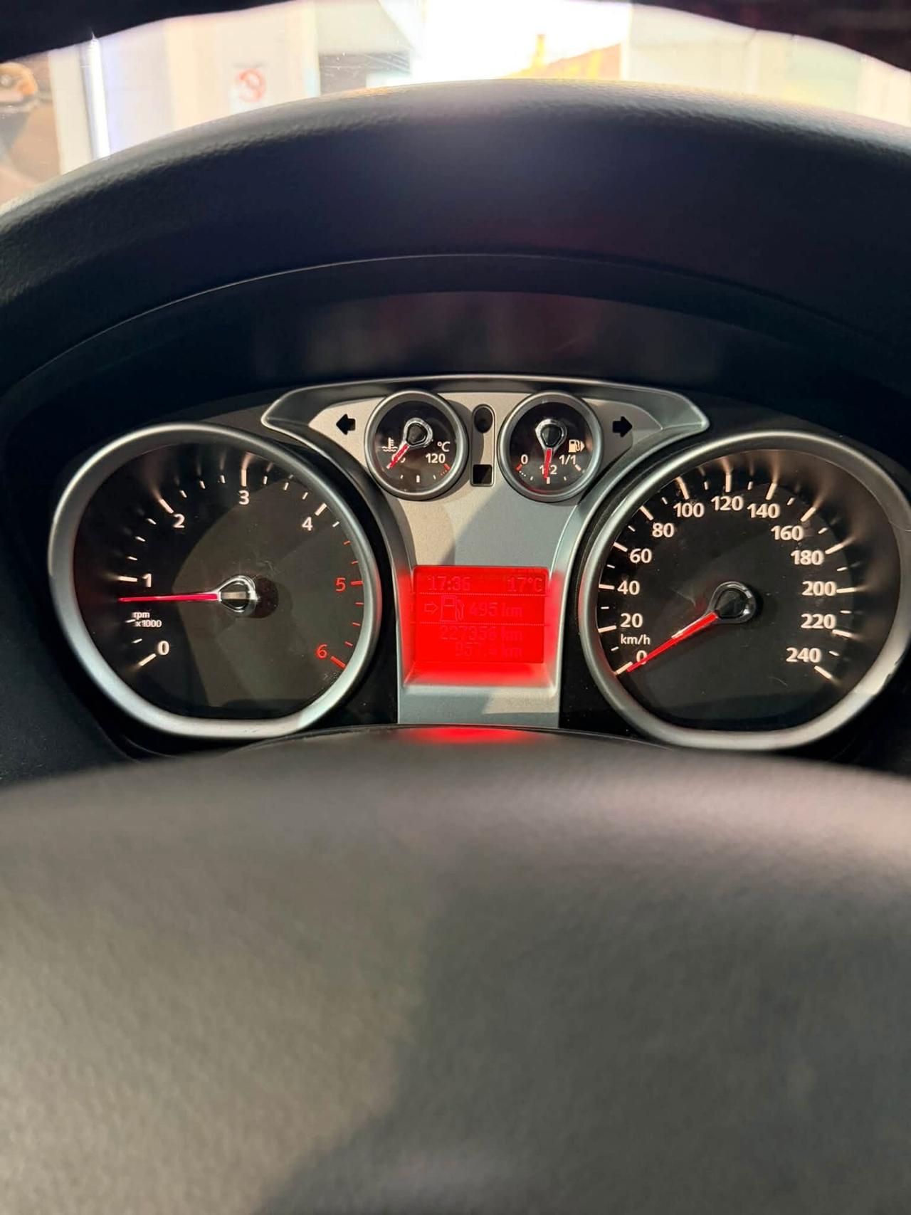 Ford Focus 1.6 TDCi (110CV)-2011