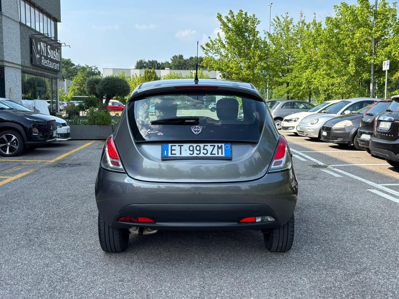 Lancia Ypsilon 1.2 69 CV 5 porte Platinum