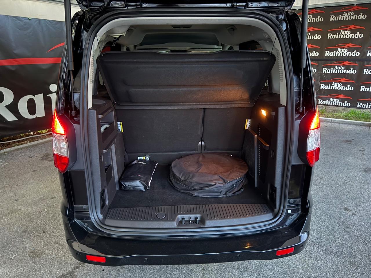 Ford Tourneo Courier 1.0 EcoBoost 100 CV Sport