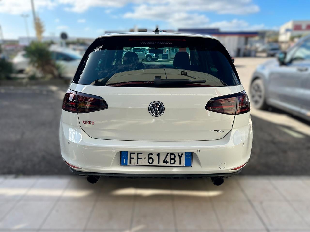 Volkswagen Golf GTI Performance 2.0 TSI DSG 5p 2015