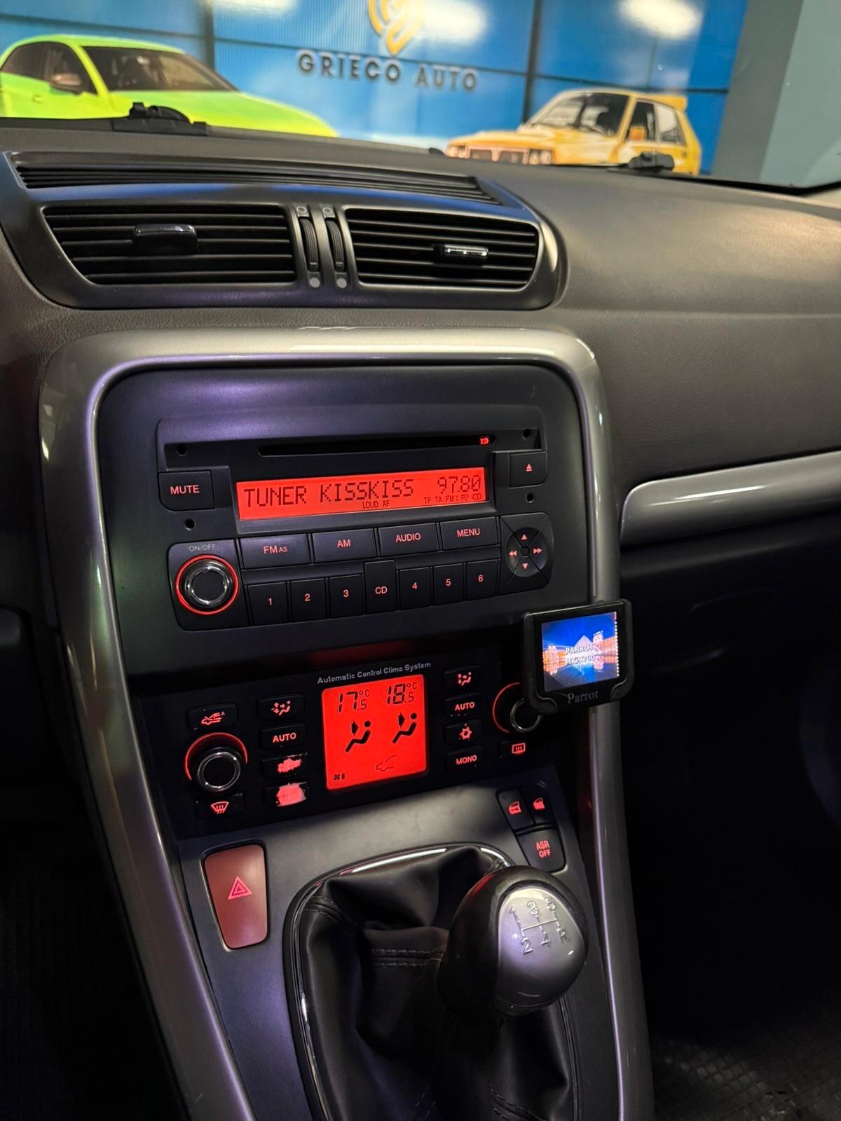 CROMA 2.2CC 147CV GPL/BENZINA E GANCIO TRAINO