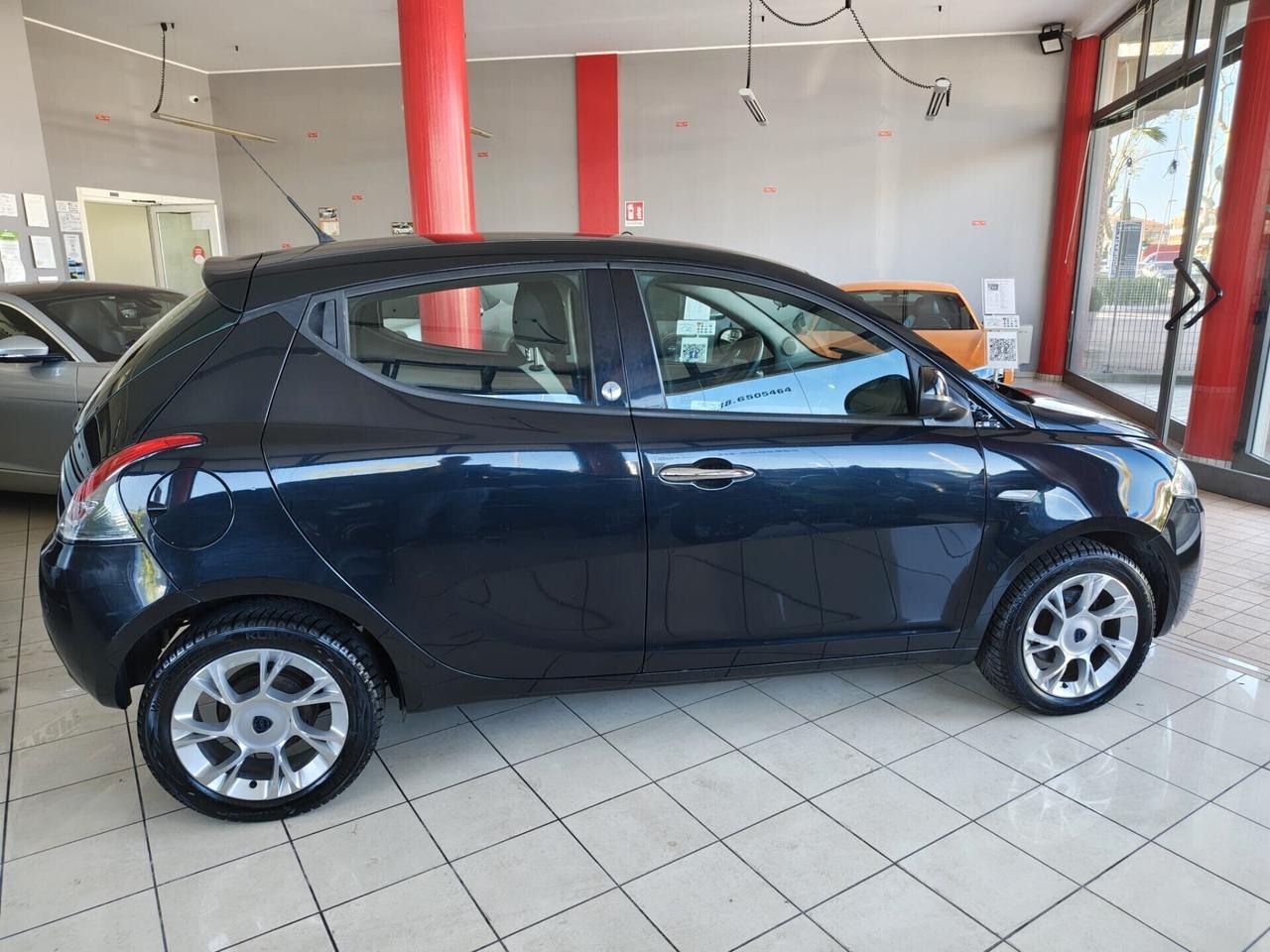 Lancia Ypsilon 1.2 69 CV 5 porte GAS (GPL)