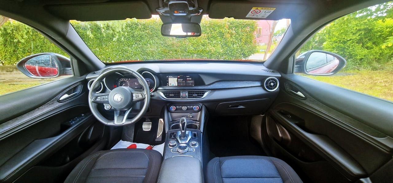 Alfa Romeo Stelvio 2.2 Turbodiesel 160 CV AT8 RWD Super