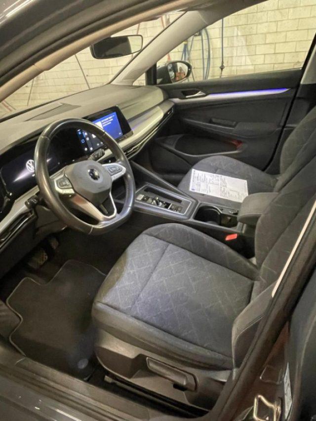 VOLKSWAGEN Golf 1.0 eTSI EVO DSG Life