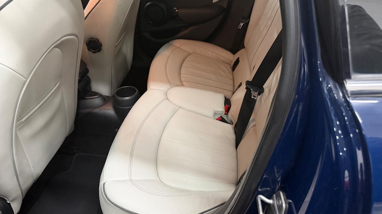 Mini 1.5 Cooper D Hype 5 porte 2016