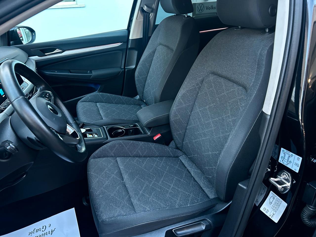 Volkswagen Golf 1.5 TGI DSG Life 2021