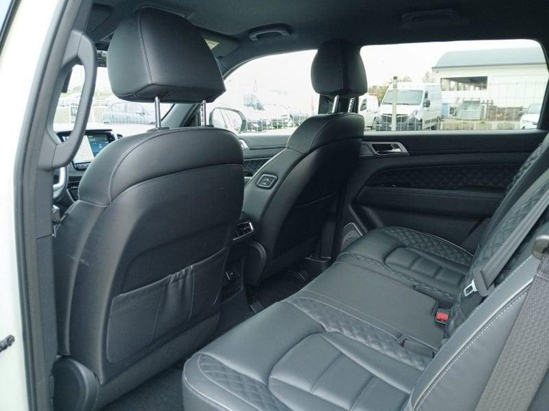 SsangYong Rexton 2.2 4WD Icon 8 A/T - GANCIO TRAINO