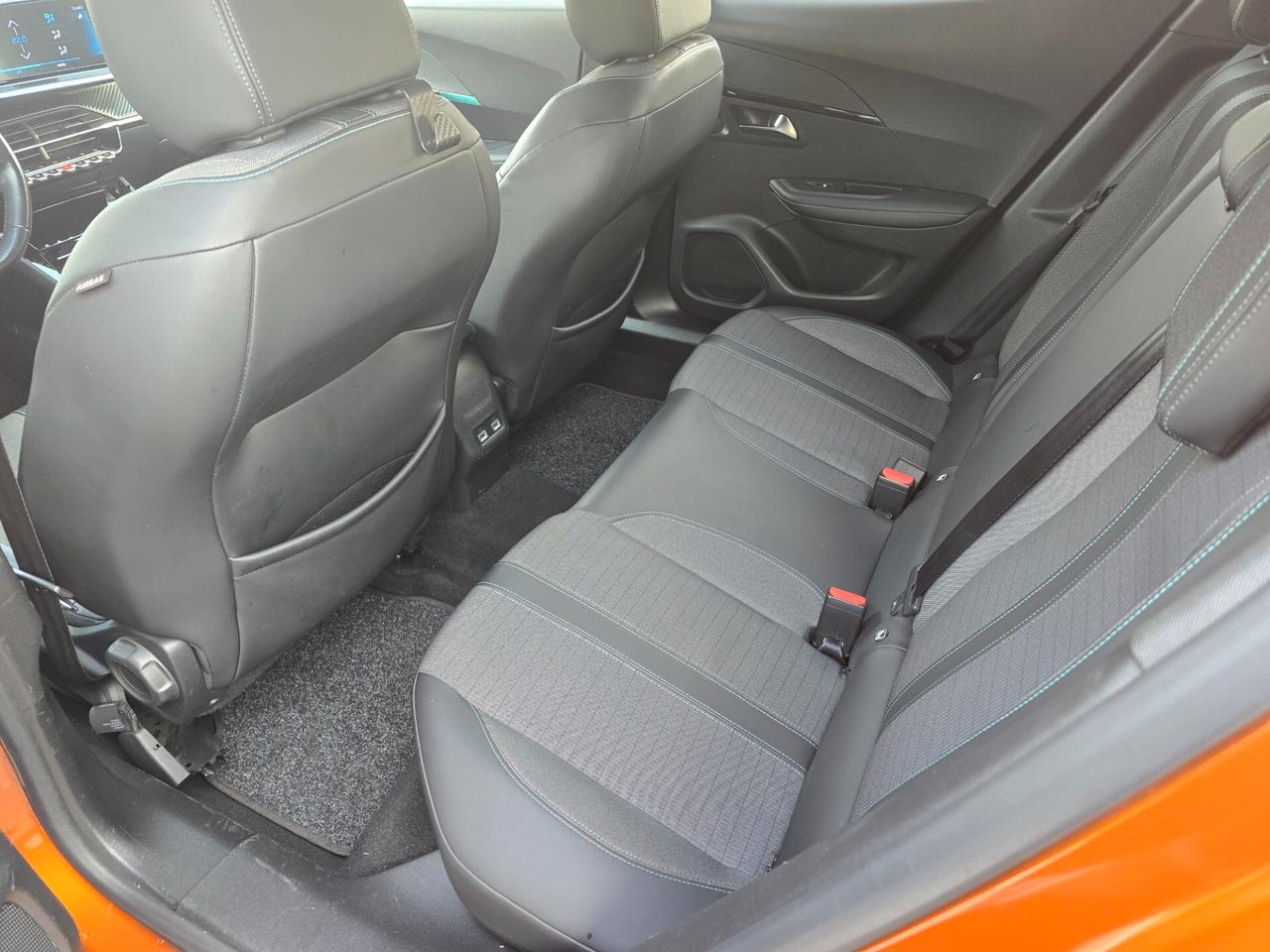 PEUGEOT 2008 1.2 GT EURO 6 "OK PER NEOPATENTATI"