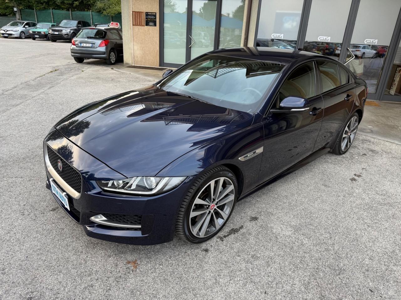 Jaguar XE 2.0 D Turbo aut. R-Sport - Unico Proprie