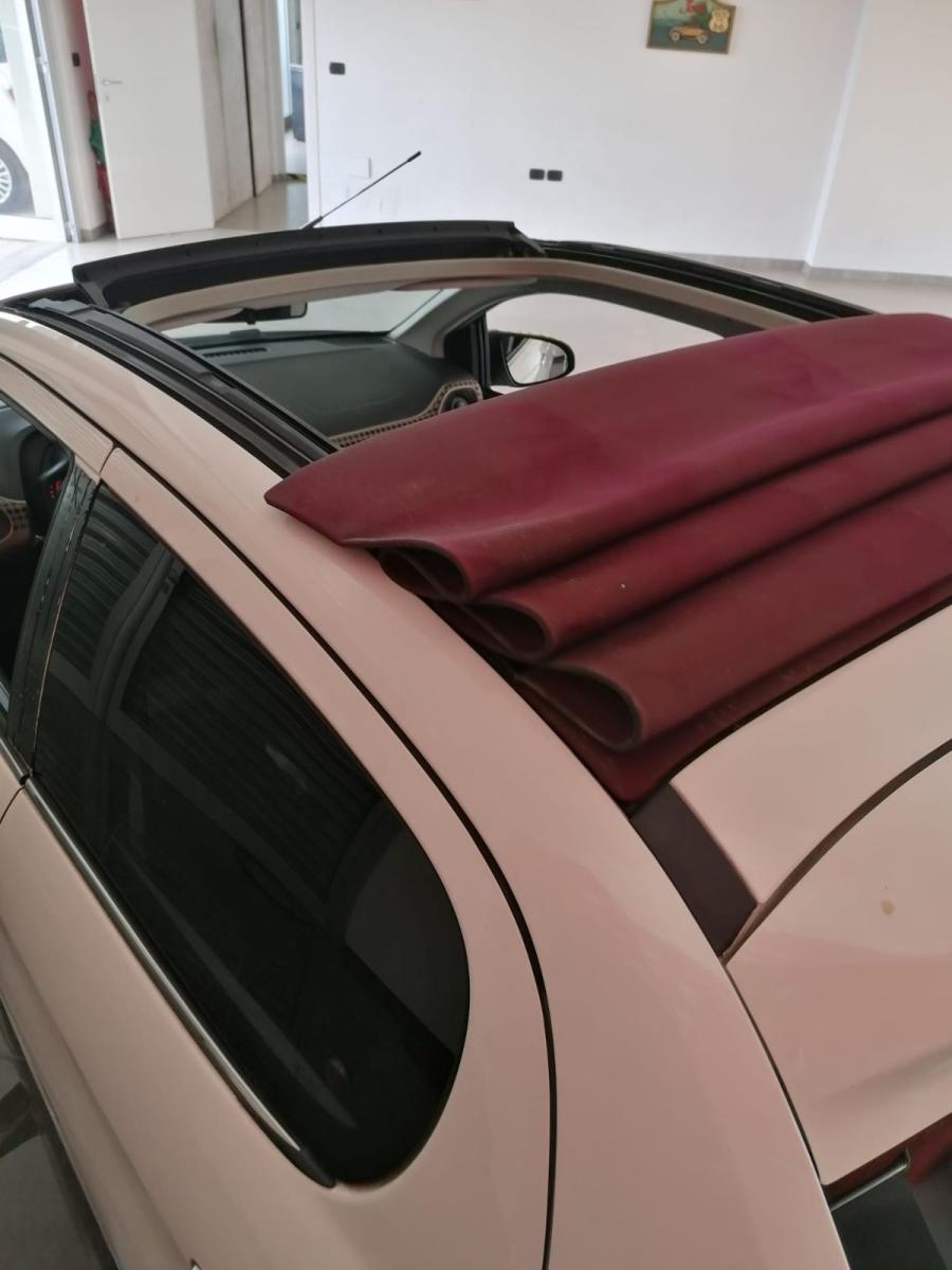 PEUGEOT - 108 - PureTech 82 5p. Allure TOP!