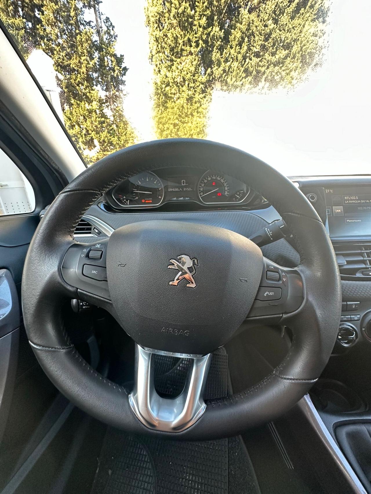 Peugeot 2008 BlueHDi 100 Active