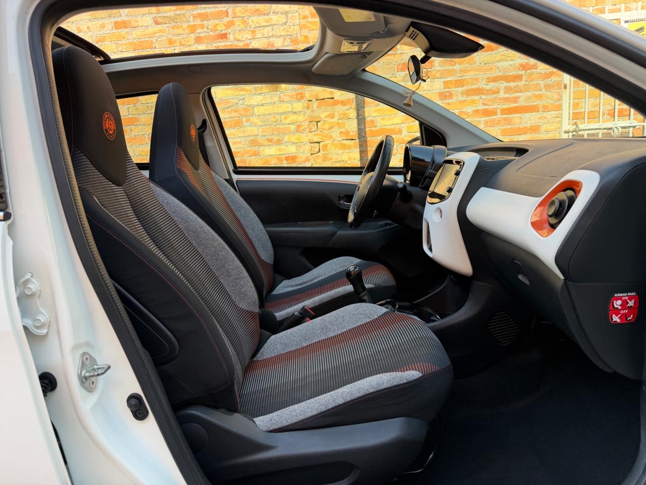 Peugeot 108 VTi 68 5 porte Roland Garros TOP!