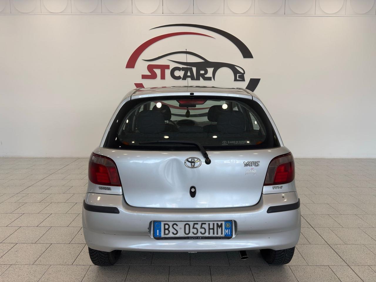 Toyota Yaris 1.3i 16V cat 5 porte Luna