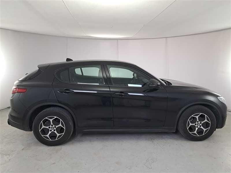 Alfa Romeo Stelvio 2.2 Turbodiesel 160 CV AT8 RWD Super Business