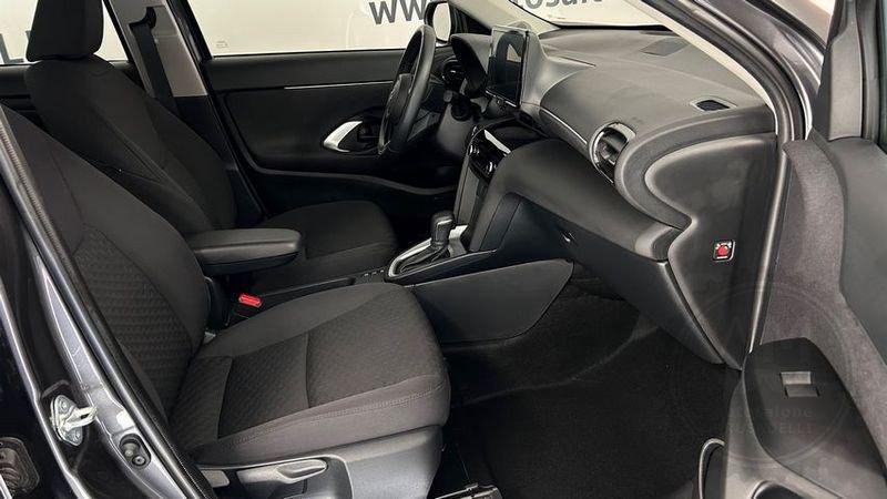 Toyota Yaris Cross 1.5 Hybrid 5p. E-CVT Active *P.ZO REALE*