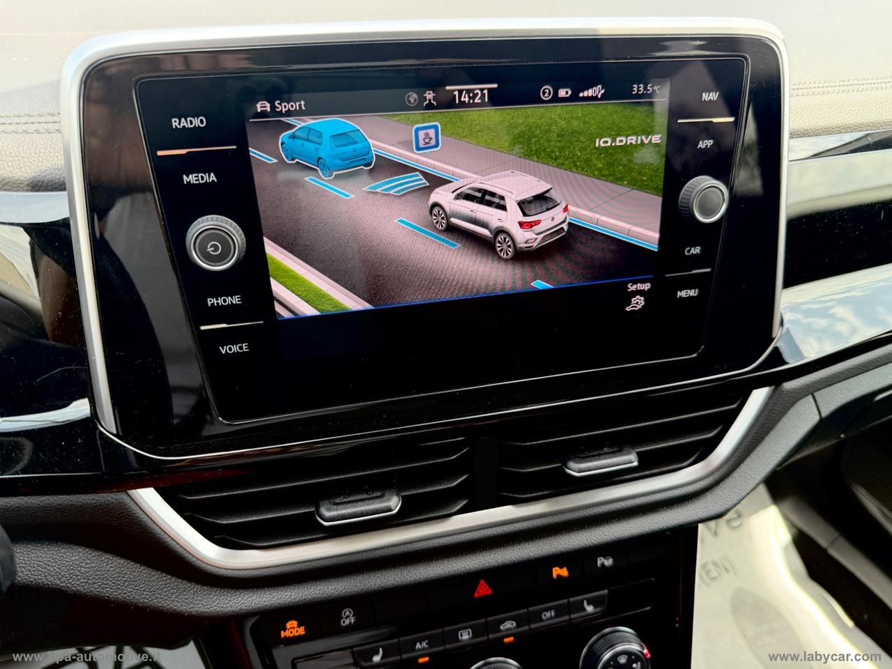 VOLKSWAGEN T-Roc 2.0TDI R-LINE Full Led Navi Pelle Iq-Light Matrix