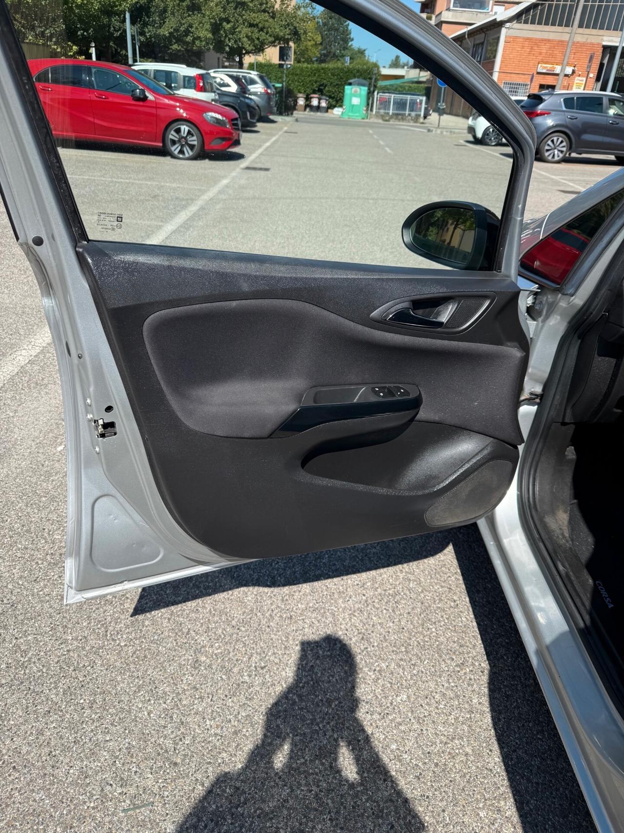 Opel Corsa 1.4 Gpl - NEOP. - 12 MESI DI GARANZIA -