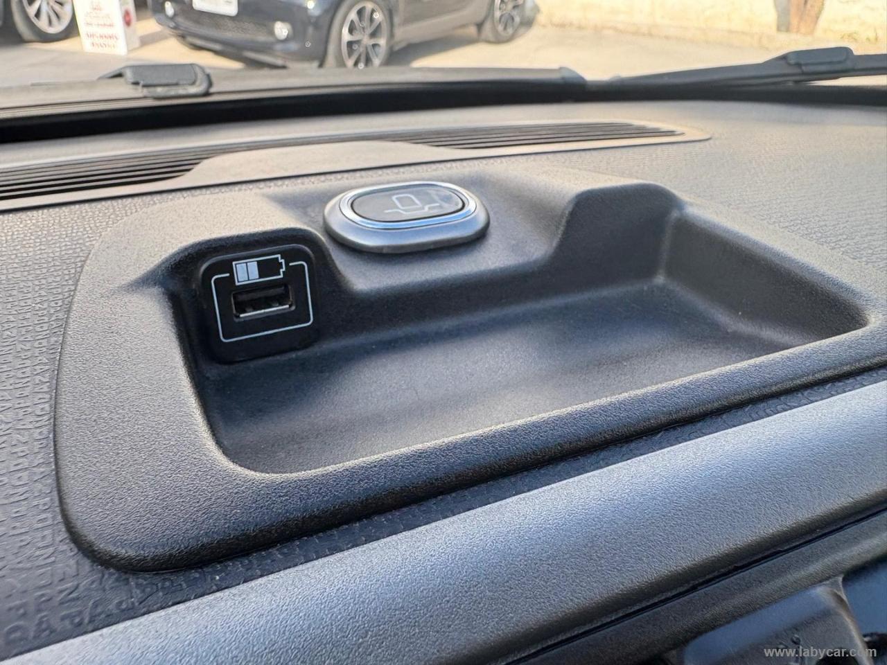 FIAT Panda 1.2 Lounge FULL OPT. UCONNECT