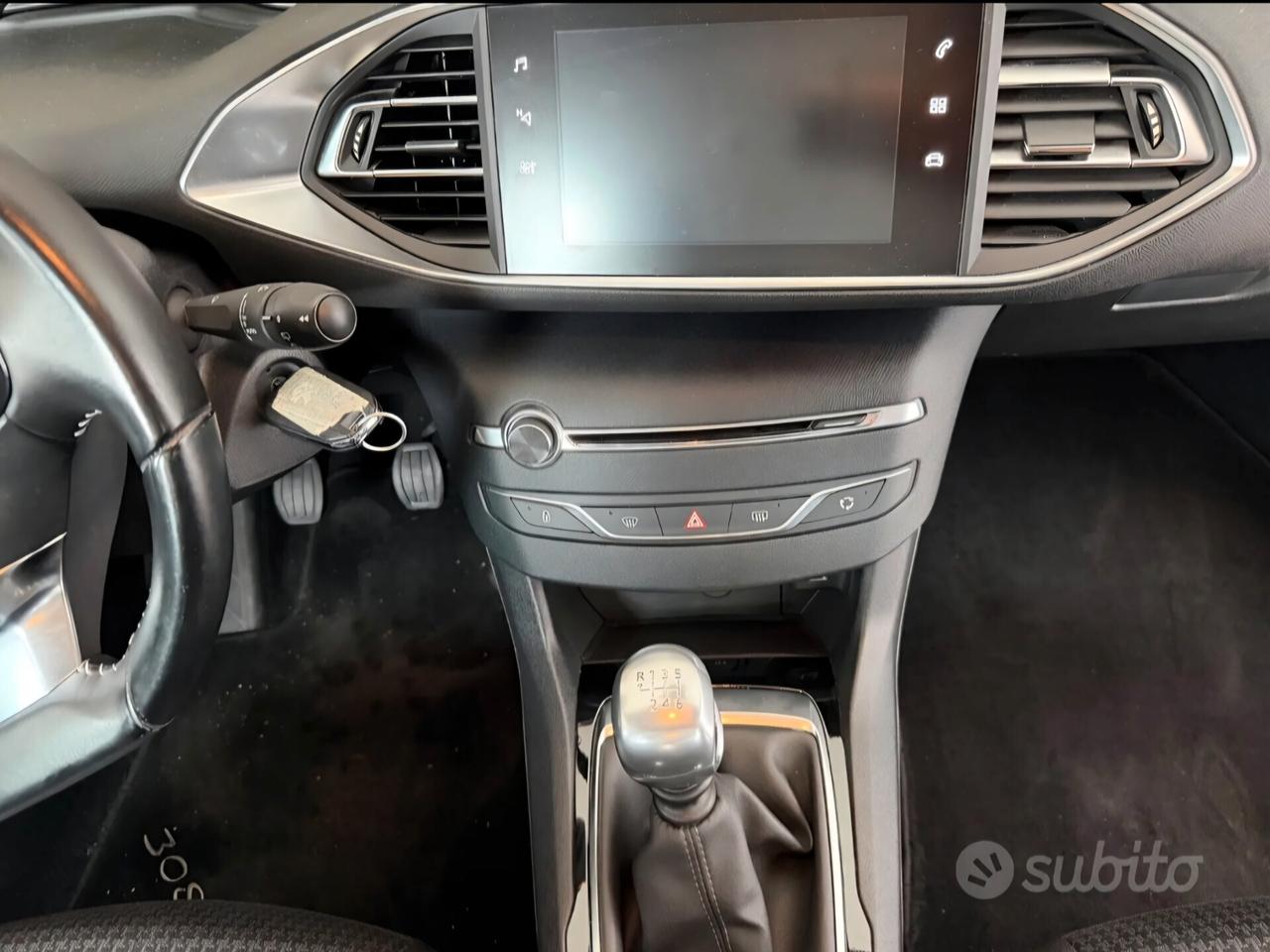 Peugeot 308 BlueHDi 130 S&S Allure